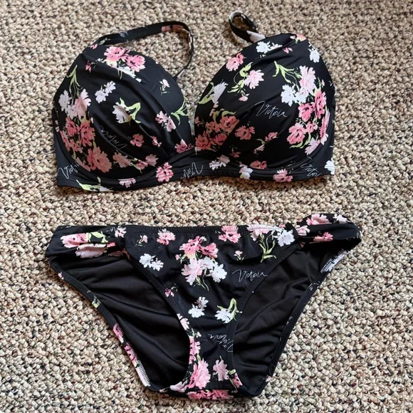 NWOT Victoria's Secret Black and Pink Bikini - Picture 1 of 3
